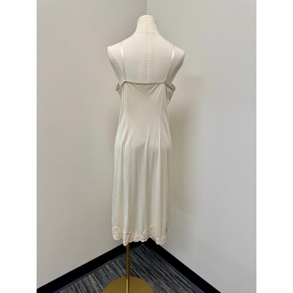 VTG Vanity Fair Slip Dress - Size 34 - Picture 2 of 8